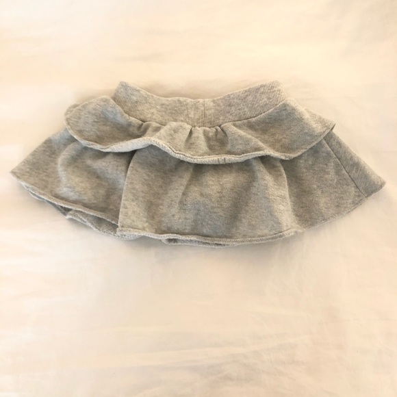 Bundle of two: pink sweater and grey skirt - Picture 5 of 7